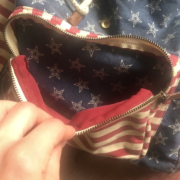 Quagga Red White & Blue American Flag Canvas Backpack - Picture 11 of 13